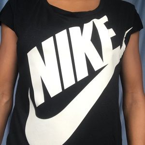 Nike Crop Top